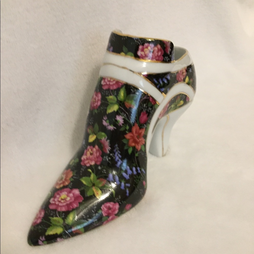Baum Bro’s, Formalities Porcelain Shoe